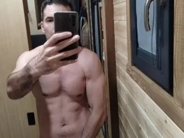 Imlive Private Sex Chat of BigDesire4u