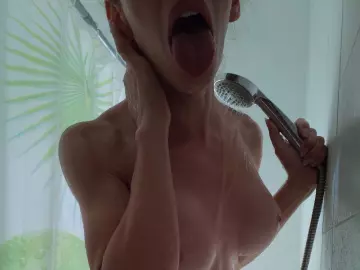 Imlive Private Sex Chat of angelmouth1