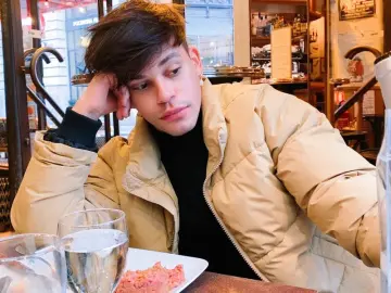 Livejasmin Free Porn Cam of ElliotRose