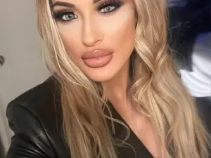 Myfreecams Live Porn of LexiFoxx