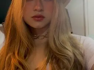 Myfreecams Live Sex Cam of Mia_curry