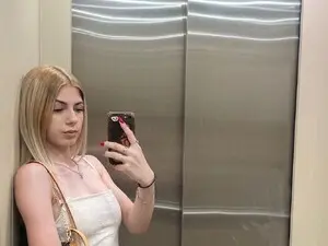 Myfreecams Nude Webcam of Inocentangel2