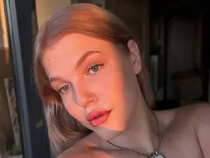 Myfreecams Live Sex Cam of Maya_young