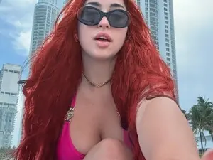 Myfreecams Free Live Porn of MariahAva