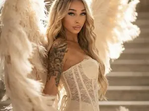 Myfreecams Free Porn Cam of ChristynaRos