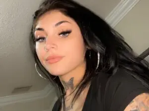 Myfreecams Free Porn Cam of lolalovezzxo