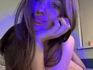 Myfreecams Watch Live Sex Cams of Kitty_kristy