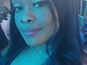 Myfreecams Live Sex Cam of Alexia_Bonet