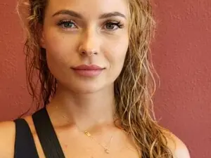 Myfreecams Adult Webcams of Dee4w
