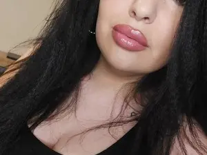 Myfreecams Sex Chat of HornyMommy_
