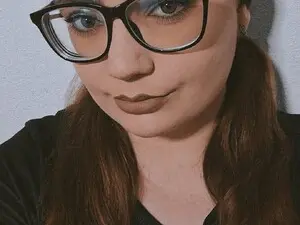 Myfreecams Sex Cam of Amiravyxen