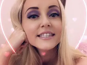 Myfreecams Free Porn Cam of HelloSandy
