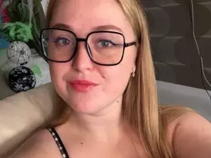 Myfreecams Adult Webcam of Tori_Blond