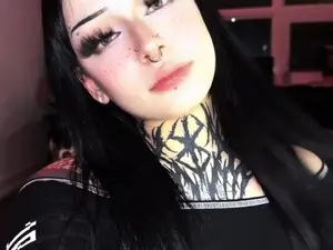 Myfreecams Adult Webcams of nikkinghtmre