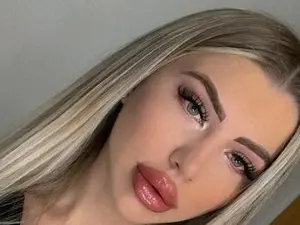 Myfreecams Free Porn Cam of Megan_Ros