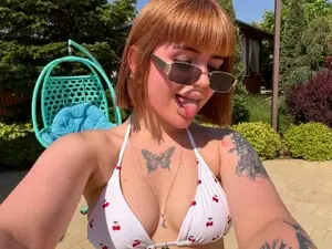 Myfreecams Live Porn of VelvetEmber