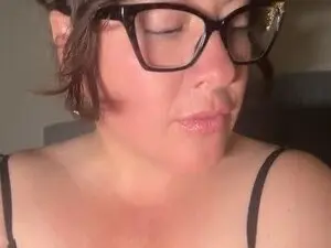 Myfreecams Free Live Porn of KellyVanRyan