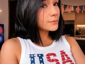 Myfreecams Live Sex Cam of Ginnaaaa_