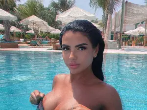 Myfreecams Best Webcam of Alenaxoxo