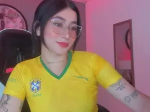 Myfreecams Private Sex Chat of Charlottee27_