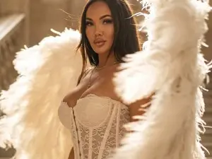 Myfreecams Adult Video Chat of LaraHarts