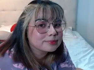 Myfreecams Nude Webcam of Yini_angel07
