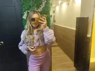 Streamate Adult Webcam of RainbowLov21