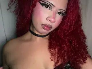 Streamate Nude Webcam of IdunBrunette