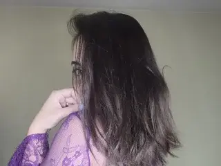 Streamate Watch Live Sex Cams of ROSEMARIY