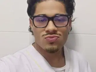 Streamate Watch Live Sex Cams of RyanStone77