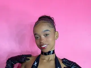 Streamate Live Sex Cam of taniaa19