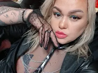 Streamate Live Sex of QuinnT