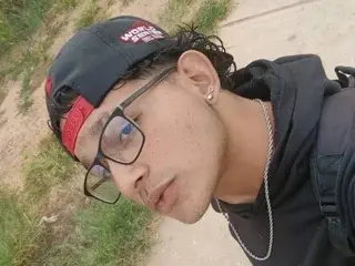 Streamate Free Porn Cam of The_Latinboy18