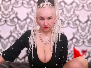 Streamate Free Live Porn of MilfDolores