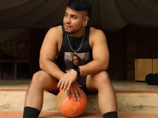 Streamate Nude Webcam of DanteRios