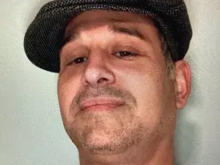 Streamate Live Sex Cam of HoneyGuy18