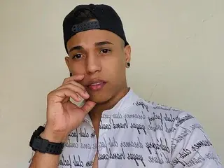 Streamate Adult Webcams of yoximanuelprime