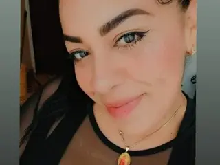 Streamate Sex Cam of CandelaBrown