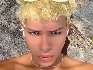Streamate Free Porn Cam of User_erroor