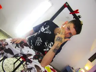 Streamate Live Sex Cam of RyanOwenss