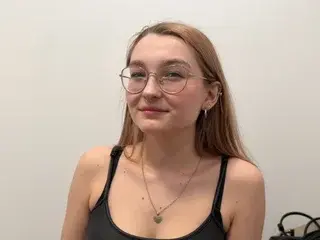 Streamate Private Sex Chat of Sophie18Lux