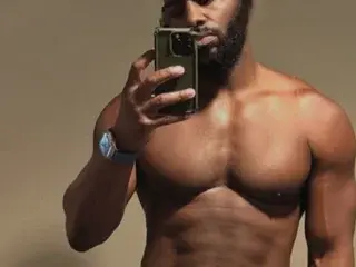 Streamate Adult Webcams of MrBrownChoc