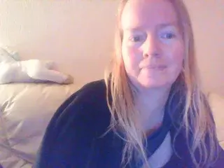 Streamate Live Sex of English_Rose_xxx