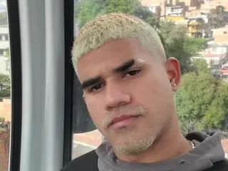 Streamate Free Live Porn of JHON_B