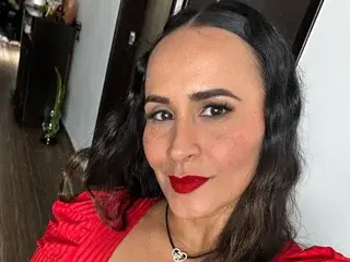 Streamate Nude Webcam of SaraCharmy