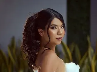 Streamate Nude Webcam of LannaSaenz