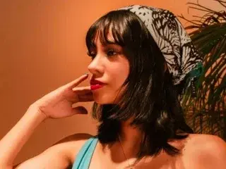 Streamate Adult Webcams of DollyyMae