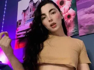 Streamate Free Live Porn of miaBombardi303