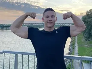 Streamate Sex Cam of ZeinMiracles