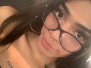 Streamate Nude Webcam of Deboraraquel